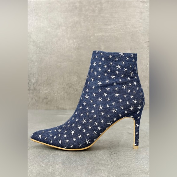 $10 CLEARANCE SALE - Lulus Khristyn Dark Blue Denim Star Print Stiletto Booties - Picture 2 of 14